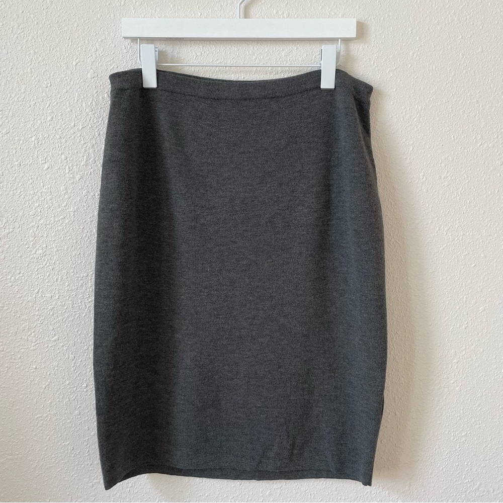 Eileen Fisher 100% Wool Skirt Gray Size Medium Knit Luxury Minimalist Office